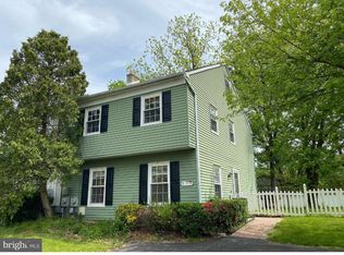 216 Cricklewood Cir, Lansdale, PA 19446