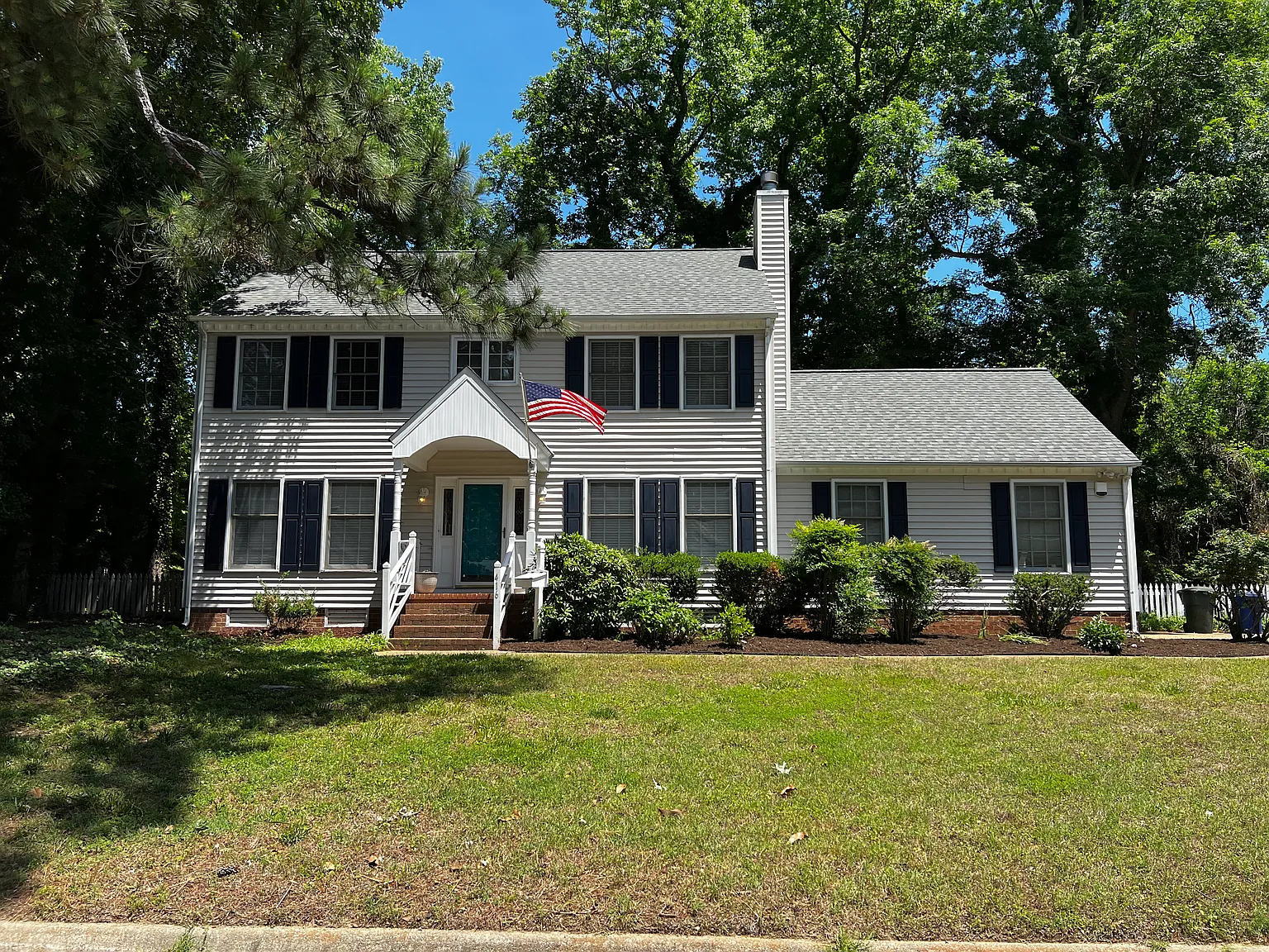 416 Pin Oak Rd — Photo 1