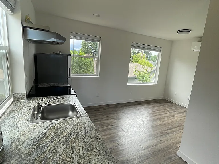 2804 Racine St #201 — Photo 6