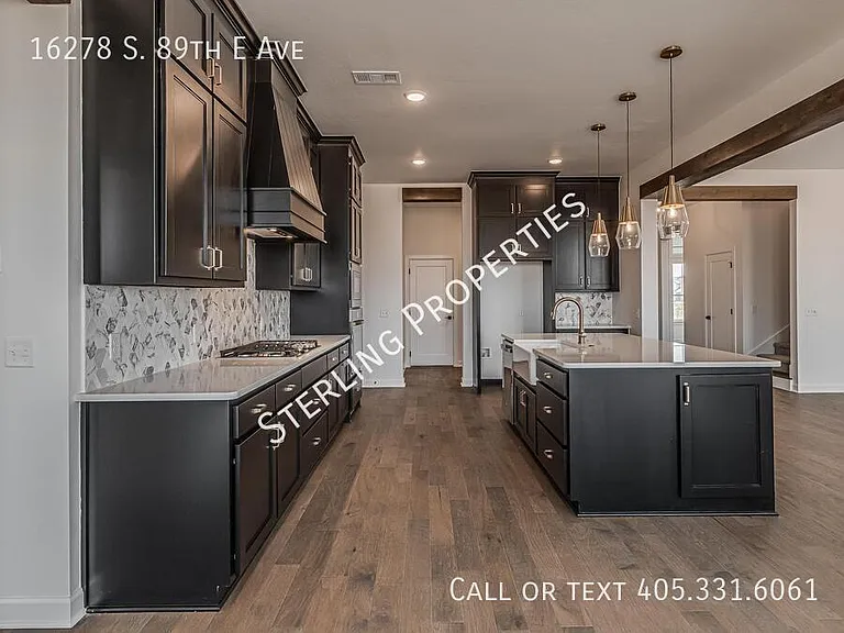 16278 S 89th East Ave — Photo 13