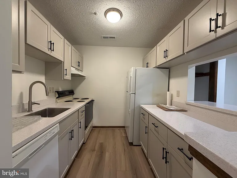 44790 Locust Ridge Ct #9B — Photo 6