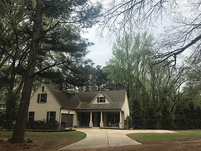 1st image of 102 Leggett Ln