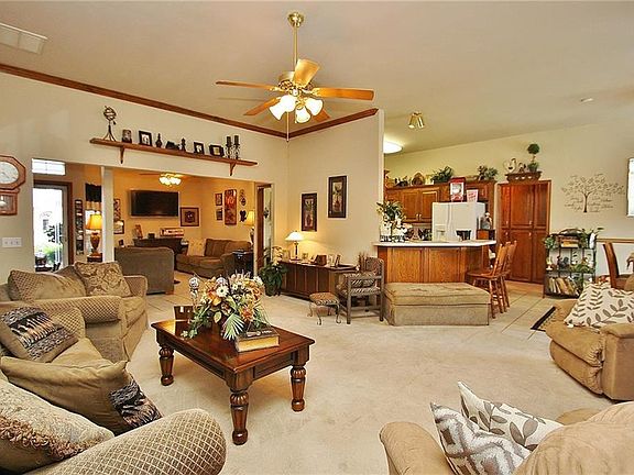 5th image of 408 Eastview Dr