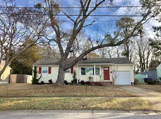 8160 Driftwood Dr, Norfolk, VA 23518