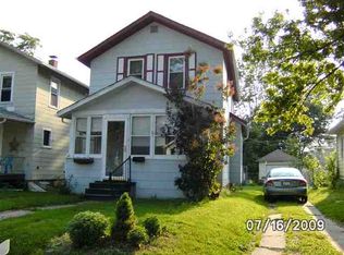 423 48th St, Moline, IL 61265