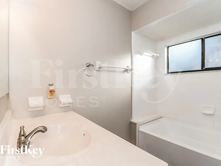 9586 S Villiers Dr — Photo 10