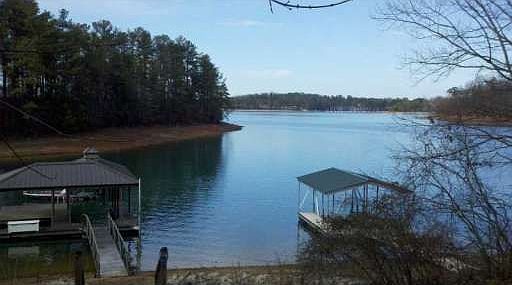 1st image of 6549 Cox Dr