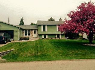 2134 Omega Dr, Appleton, WI 54915