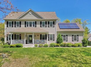 62 Oakhill Ave, Wrentham, MA 02093