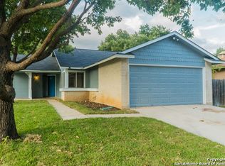 9383 Lands Point St, San Antonio, TX 78250