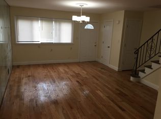 16712-Q 144th Dr, Jamaica, NY 11434