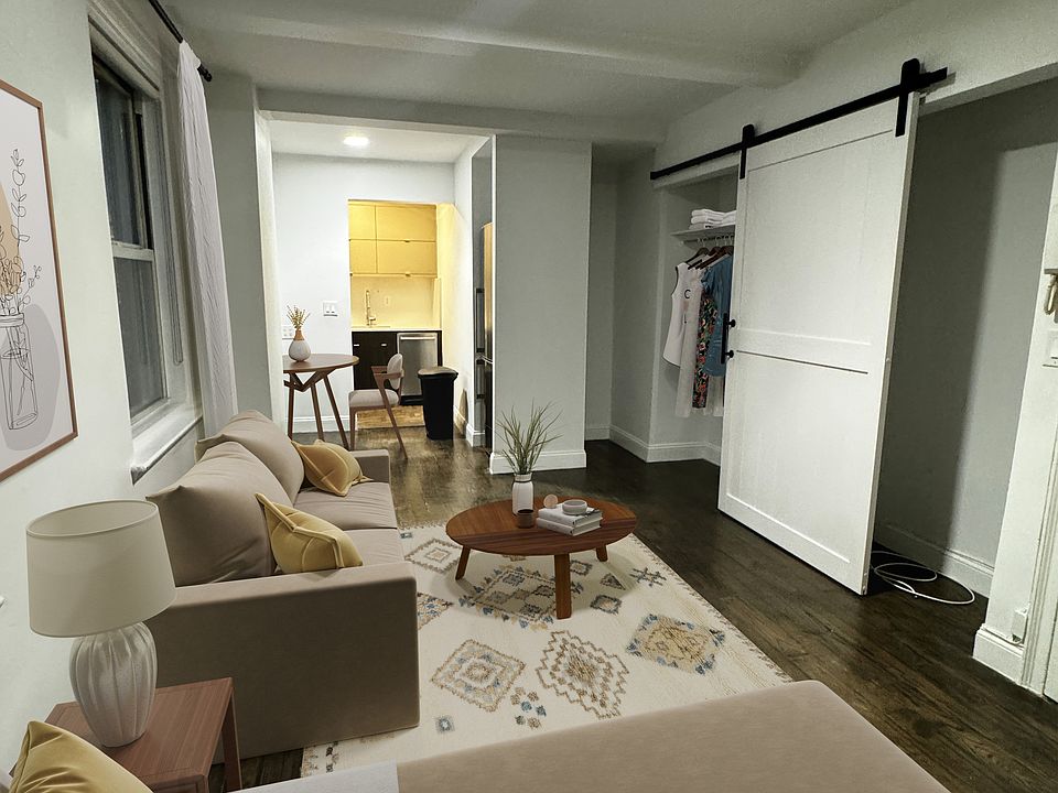 1st image of 321 E 43rd St #303B