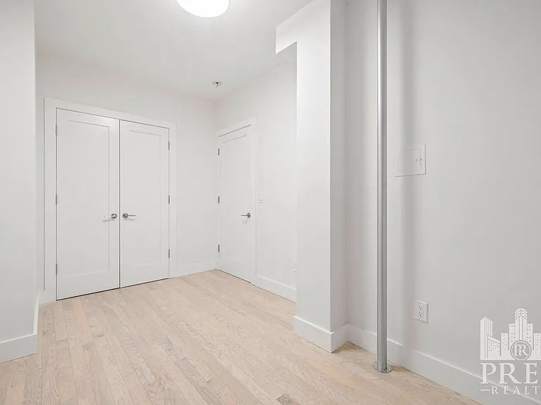 418 E 9th St #2B — Photo 10