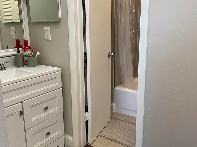 9 Royal Palm Way #403 — Photo 7