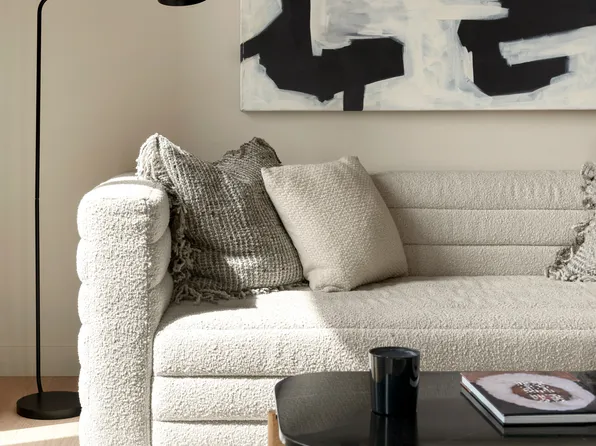 280 West 24th Street image 3 of 14