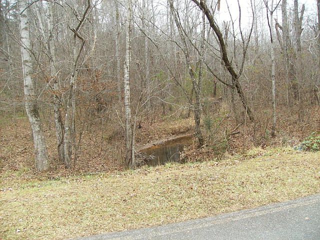 2nd image of 375 Rakestraw Rd