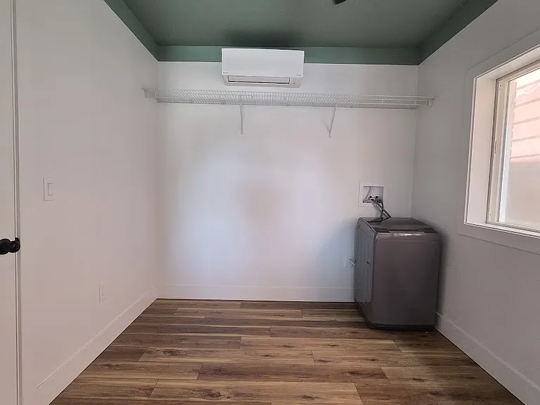 7218 Buffalo Ave #2 — Photo 9