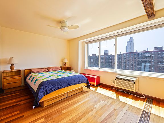 3rd image of 392 Central Park W APT 18Y
