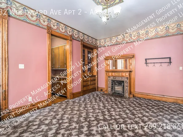 232 Woodward Ave APT 2, Kalamazoo, MI 49007