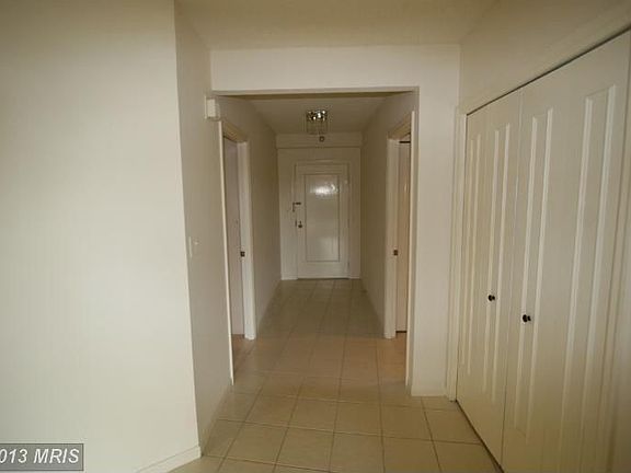 2nd image of 5800 Nicholson Ln #1-306
