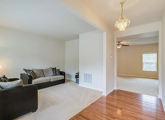 2nd image of 5213 Timsbury Pointe Dr