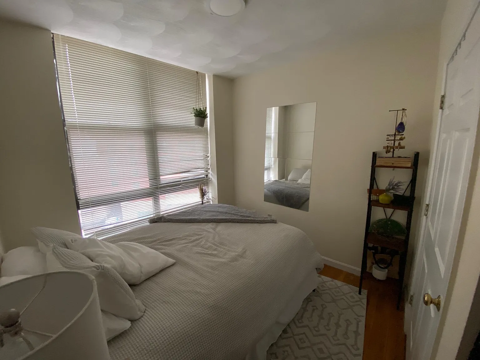 1 bed, $2,250 — Photo 4