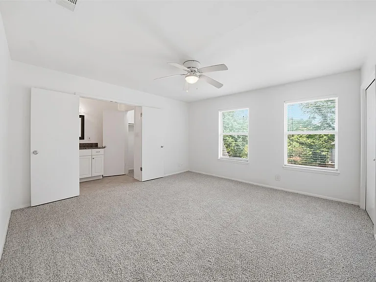9005 Blue Quail Dr — Photo 32