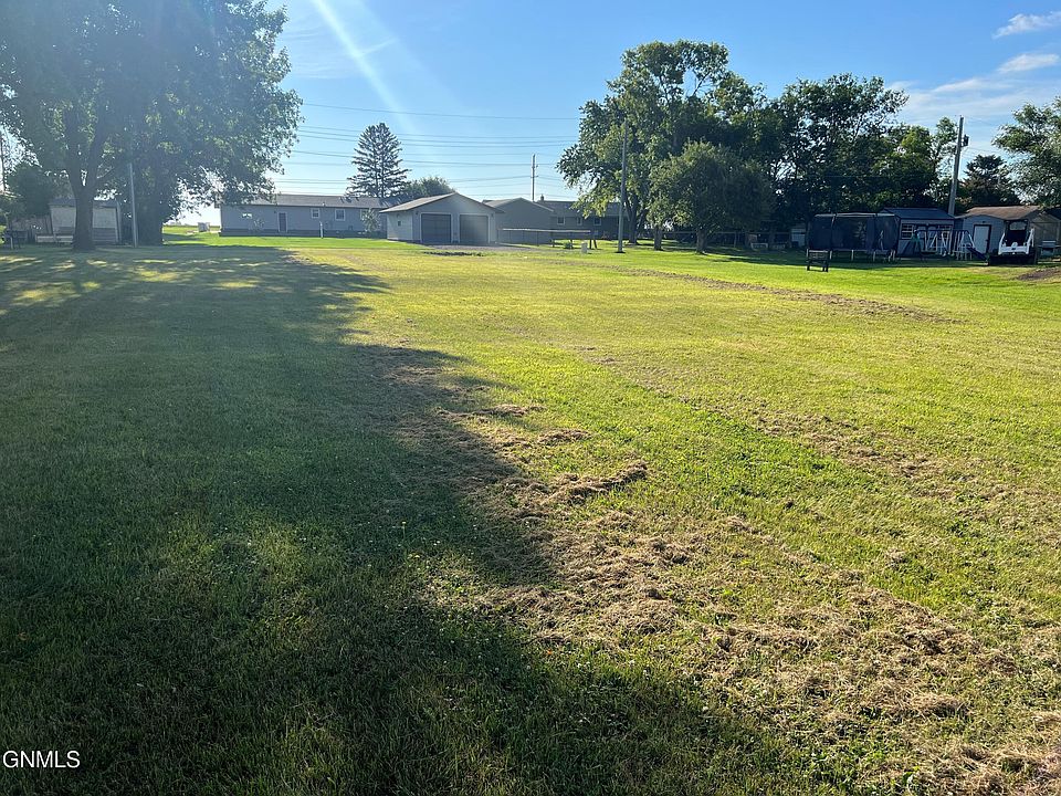 2nd image of 2023 5th Ave SW