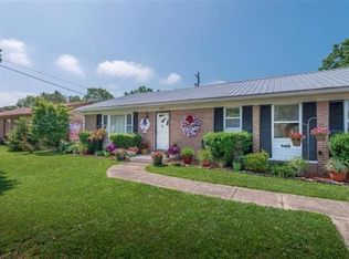 406 Edgewood Dr, Nicholasville, KY 40356