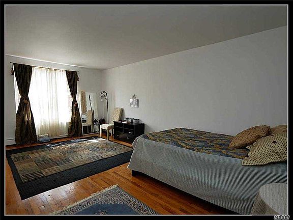 3rd image of 8470 129th St