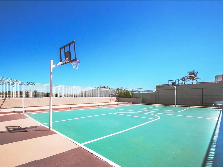 1950 S Ocean Dr #3D — Photo 30