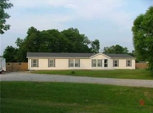 7635 Meadowview Ln, Martinsville, IN 46151