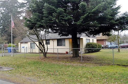 4th image of 12104 83rd Ave SW