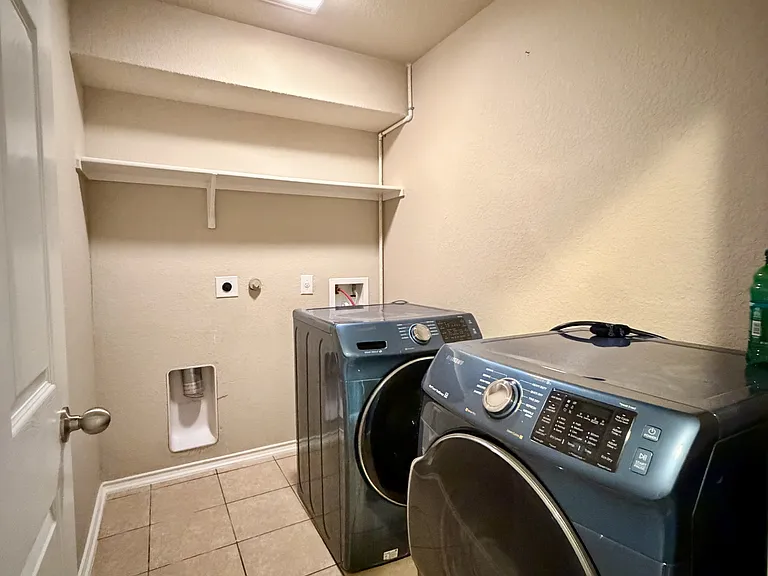 419 Dolly Dr — Photo 17