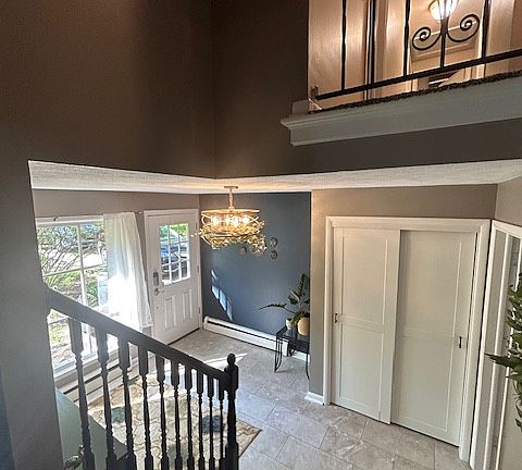 3rd image of 4448 Greenwood Dr