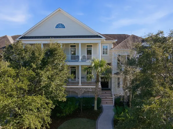 278 Island Park Dr, Charleston, SC 29492