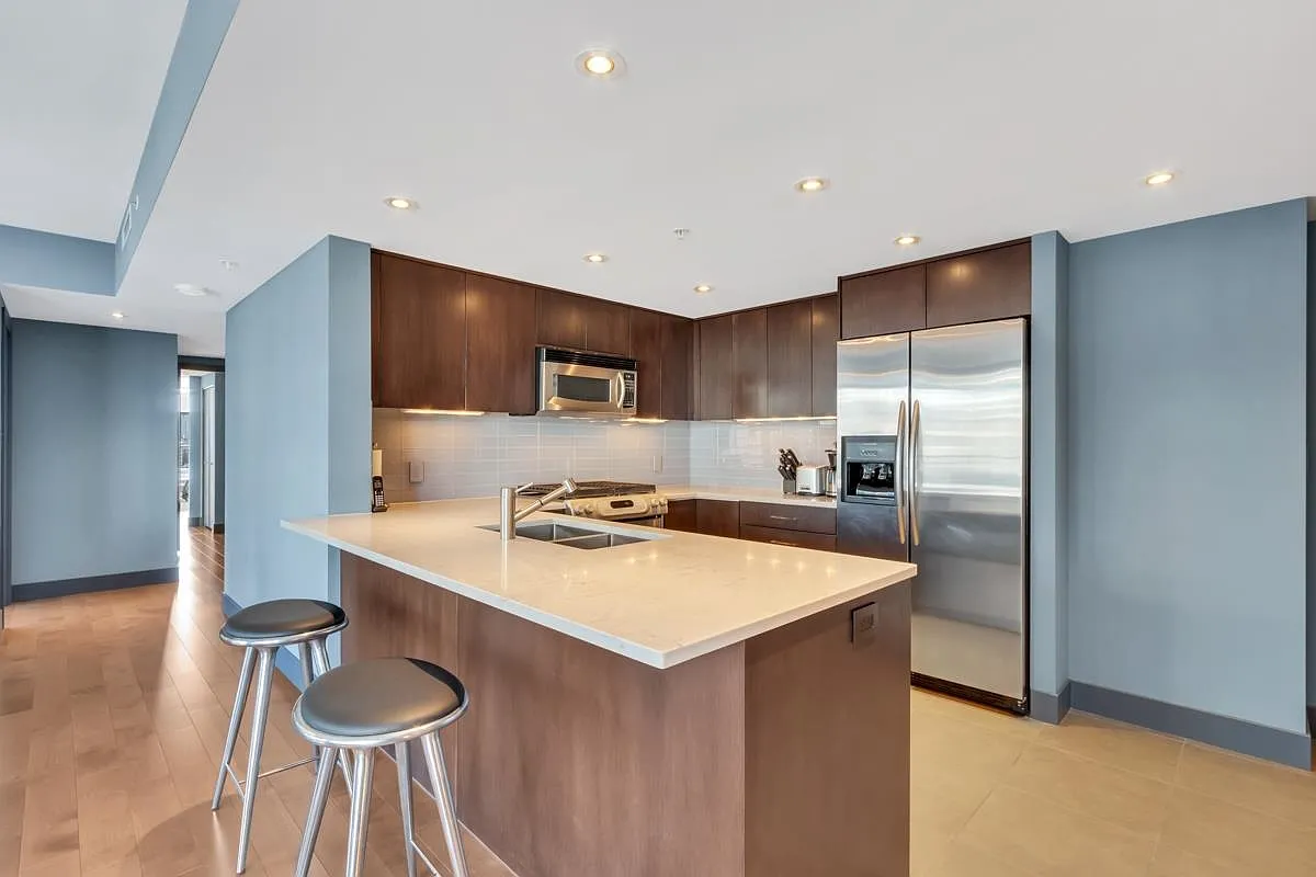 2 bed, 1241 sqft, $4,850 — Photo 4