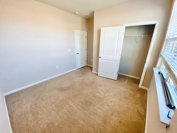 Left bedroom 3_10062022