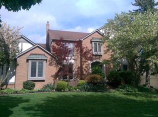 4418 Deacon Ct, Troy, MI