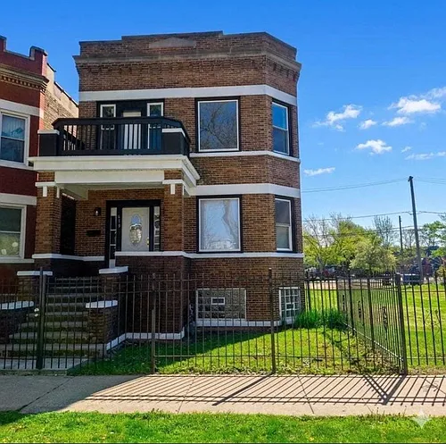 619 N Ridgeway Ave #1 Photo 1 619 N Ridgeway Ave #1 Photo 1