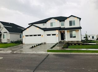 22 W Syracuse Rd, Vineyard, UT 84059