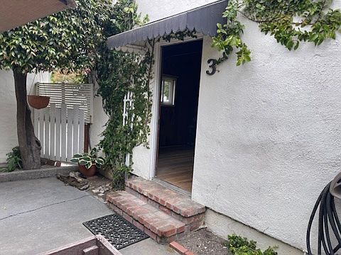 1st image of 238 6th Ave #3
