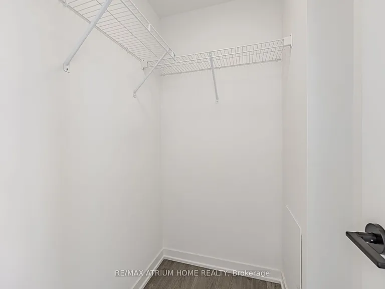285 Dufferin St #706 — Photo 27