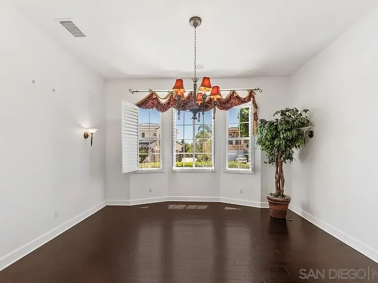 9230 Island Pine Way — Photo 11