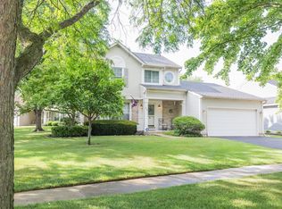 216 Dickens Trl, Elgin, IL 60120