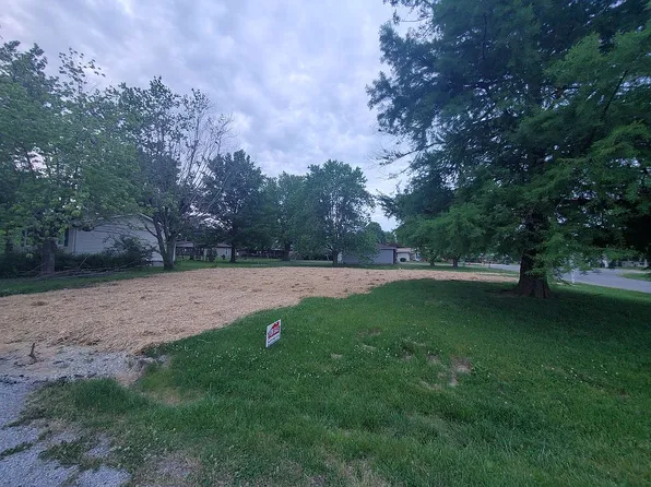 916 Glen Ct, Steeleville, IL 62288