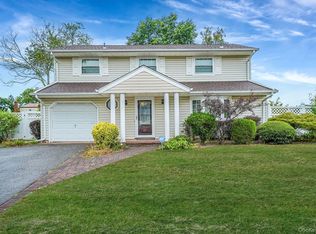 154 Acorn Ave, Central Islip, NY 11722