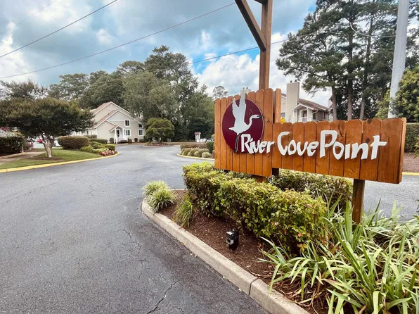 2561 Cove Point Pl, Virginia Beach, VA 23454