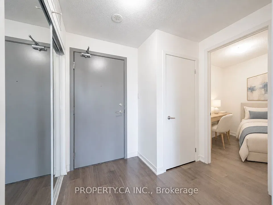 20 Orchid Place Dr #412