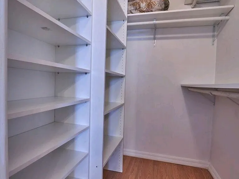 4550 Cove Cir #808 — Photo 14
